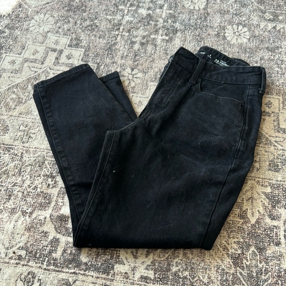 NWOT Old Navy Black Jeans - Picture 1 of 2